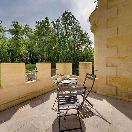 La Reserve Du Chateau De Roques Holiday home Puisseguin