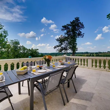 La Reserve Du Chateau De Roques Holiday home *