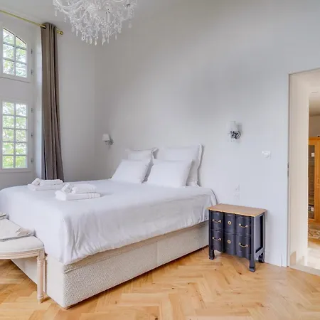 Holiday home La Reserve Du Chateau De Roques Puisseguin