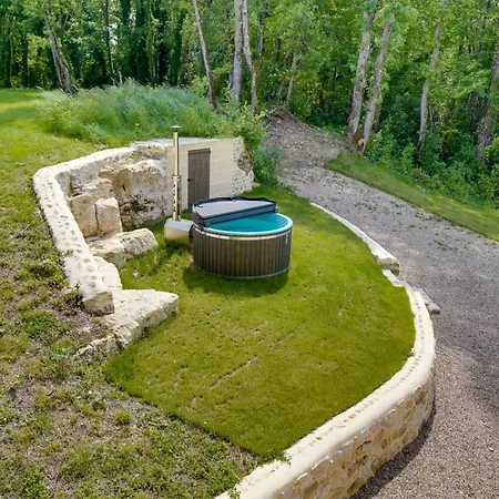 La Reserve Du Chateau De Roques Holiday home Puisseguin