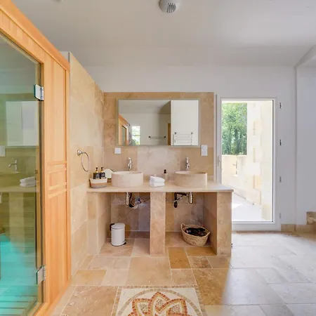 La Reserve Du Chateau De Roques Tatil Evi