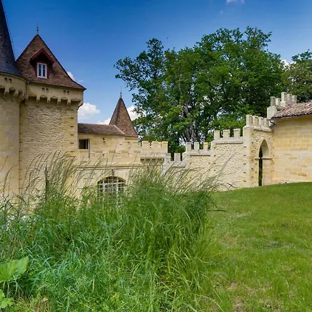 La Reserve Du Chateau De Roques Tatil Evi Puisseguin