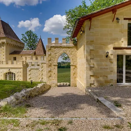 Holiday home La Reserve Du Chateau De Roques *